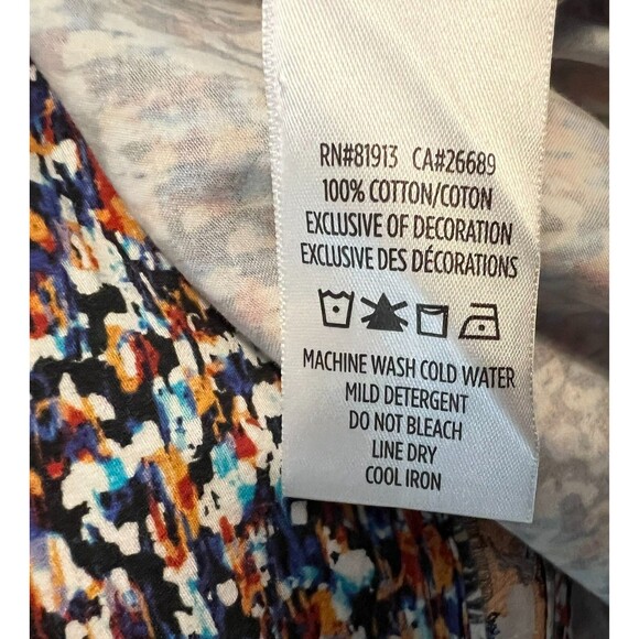 Robert Graham Dinosaur Collector Embroidered Shirt  Size L  Short Flip Sleeve - Picture 8 of 12